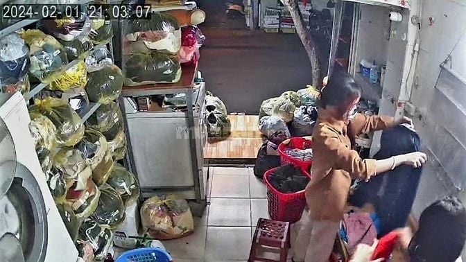 Sang nhượng cửa hàng giặt là đường Hồ Tùng Mậu