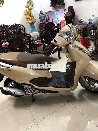 xe còn rất mới chưa xửa chữa gì chinh chủ bán