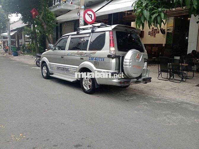 Mitsubishi Jolie 2003 Bạc 7 chỗ