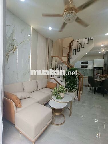 NHÀ TÂN BÌNH 2 TẦNG  GẦN SÂN BAY - DT 32M -GIÁ CHỈ 3TỶ 8 TL