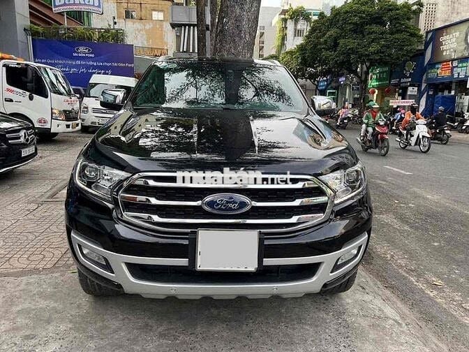 Ford Everest 2019 Titanium 4x2 37.000km Đen