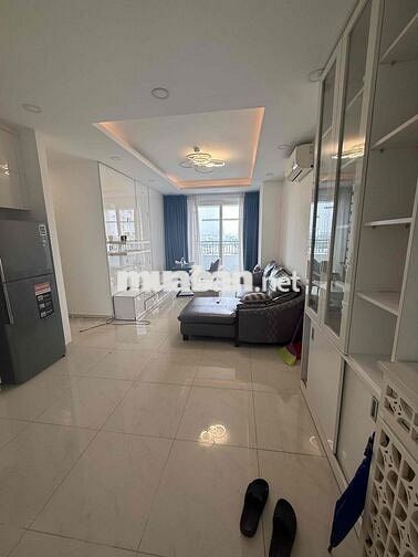 Cần Cho Thuê Căn Hộ Saigon Mia