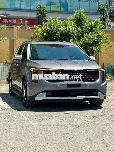 Kia Carnival 2.2D Signature 7S