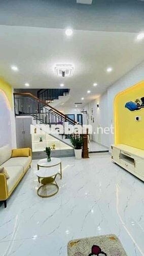 TÂN PHÚ -TÂN SƠN NHÌ -NHÀ ĐẸP NỞ HẬU 56M² – 2 TẦNG – FULL NỘI THẤT – G