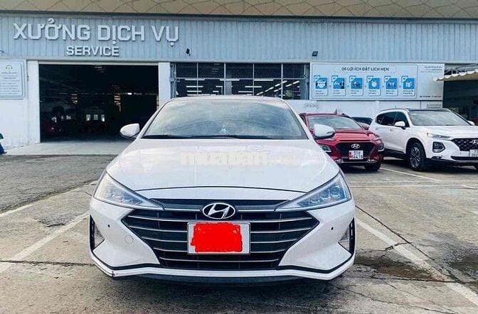 Hyundai Elantra 2022 2.0 AT Cao cấp - 50000 km