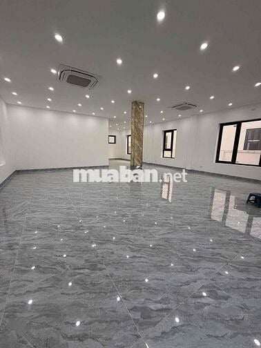 Cho thuê biệt thự Thqbh Hà đường 25m đã hoàn thiện