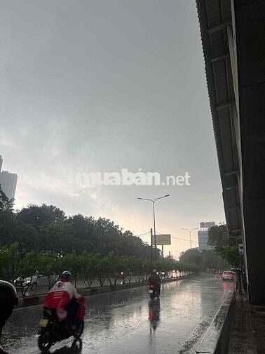 Sang gấp văn phòng giá rẻ: 9tr5 - 70m2 (gốc 1 2tr) ngay cầu sài gòn