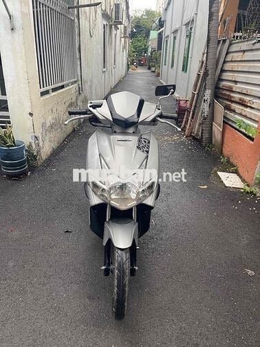 Bán Honda airblade máy êm, giấy tờ đầy đủ