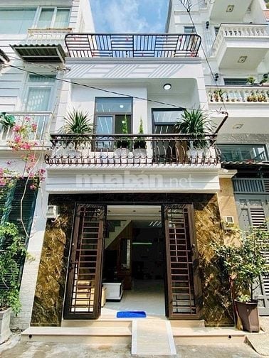 BÁN GẤP NHÀ 1 trệt 1 lầu 45,5m2 giá 2tỷ650tr Đường Lê Quang Định HCM