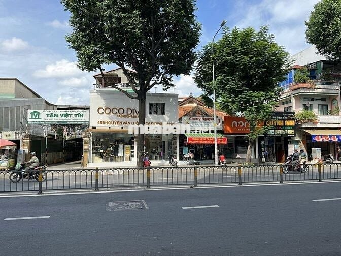 Cần cho thuê làm văn phòng công ty, trường học mầm non, ngân hàng.