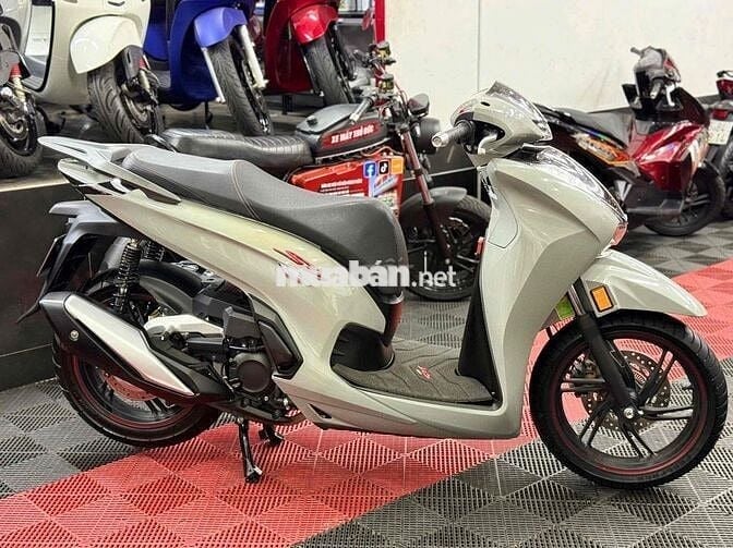💥SH350i đời 2022 máy Thái BSTP Chính Chủ xe đẹp💥