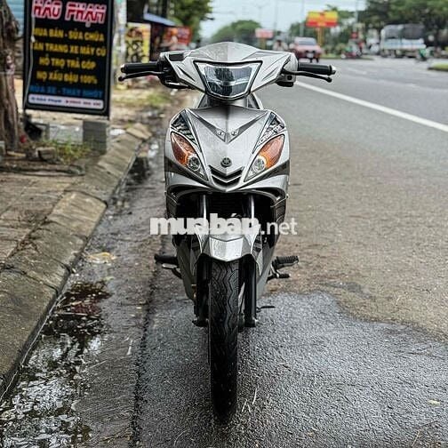 Ex côn tay xuống áo 2010