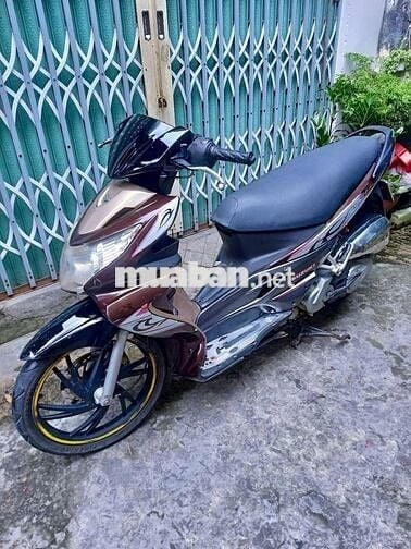 Suzuki Hayate Nâu Đen