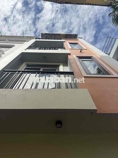 nhà xây độc lập phố Sài đồng Long biên