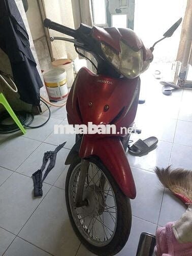 Honda Wave Thể thao màu Đỏ