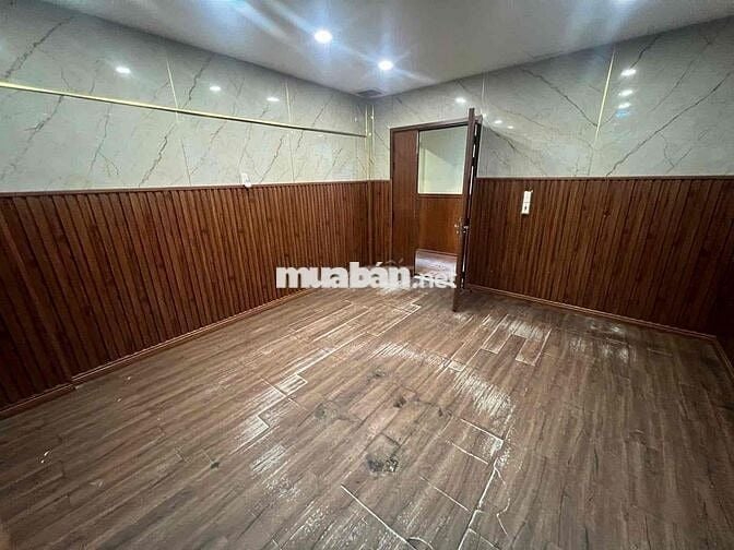 mặt bằng kinh doanh sát sư phạm kỹ thuật