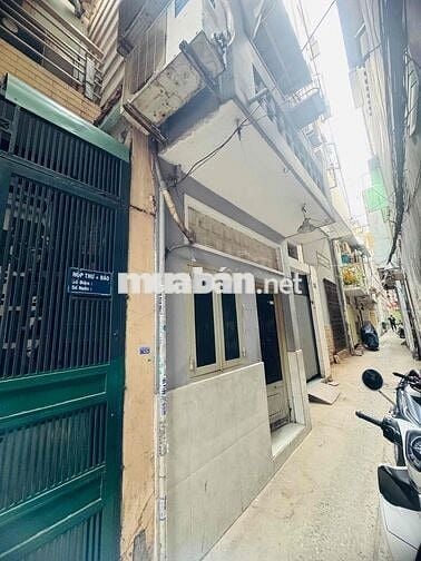 Nhà trong khu đô thị sầm uất cách phố đi bộ Bùi Viện 50m