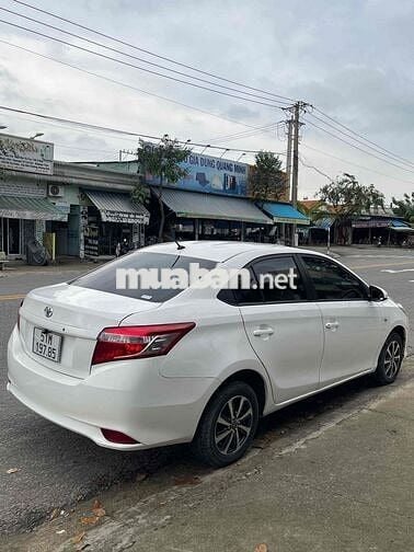 cần bán Toyota Vios 2015 số sàn đang sử dụng