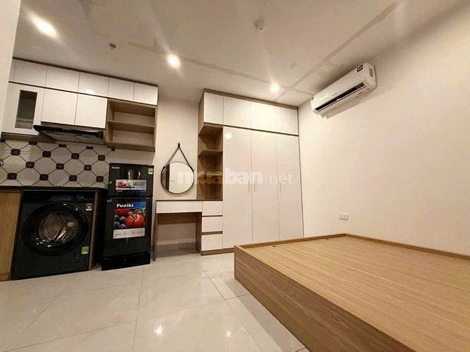 Oto Tránh, Lô góc, Thang máy, Ngõ thông, 45m x 7T x MT 4m, Hồ Tùng Mậu