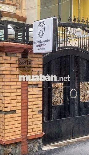 Mặt bằng kinh doanh 18m2 đường Lê Văn Sỹ, Quận 3 có sân trước rất rộng