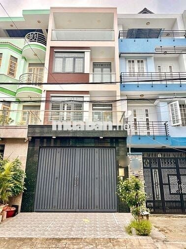 Nhà sạch đẹp 5 x 20 có 5pn 5wc sân thượng