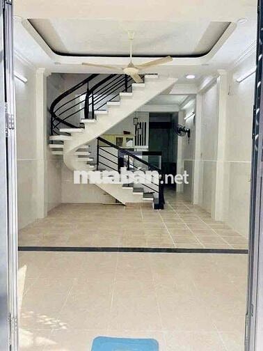 Nhà Mới Hẻm 4m 1/ PVC P9: 4x14m, 2pn, 2wc, 2 máy lạnh