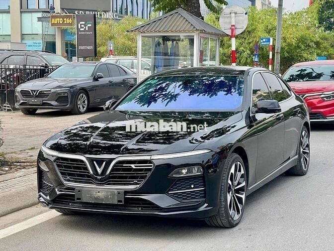 VinFast Lux A2.0 Premium 2021 Đen 36000 km