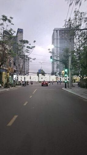 BÁN NHÀ TRUNG TÂM QUY NHƠN – MẶT TIỀN NGÔ ĐỨC ĐỆ – CÁCH BIỂN 300M