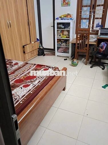 Cho thuê tập thể tầng 2 Nguyễn Chính - 65m2 - 2 ngủ - 6.5 triệu