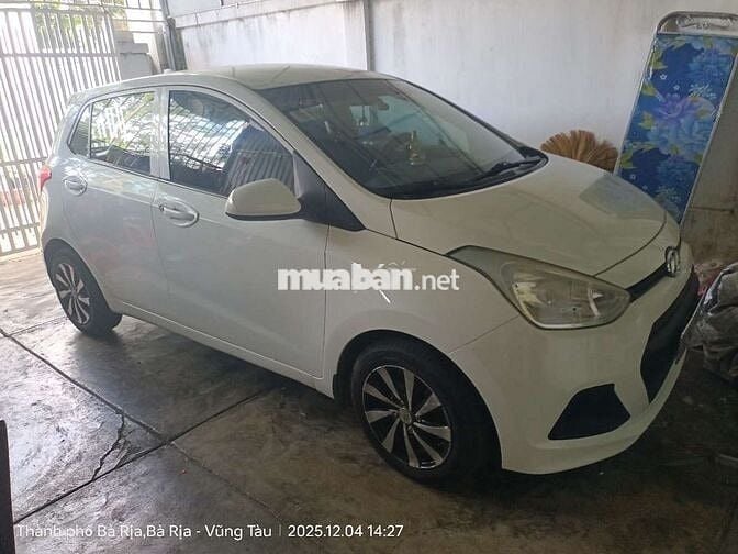 Hyundai Grand i10 2015 Trắng Số sàn