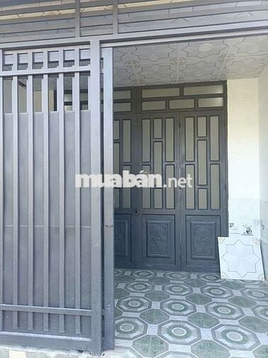 Nhà bán 4x16 m cấp 4 nhà đẹp giá 1 ty3 còn BL