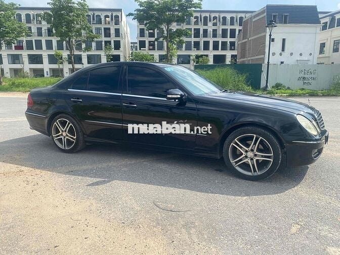 Mercedes-Benz E200K 2008 Đen