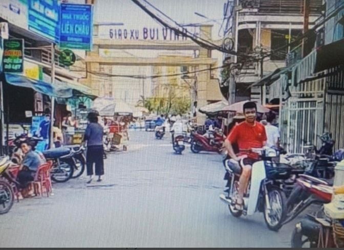 Nhà bán mặt tiền tiện kinh doanh