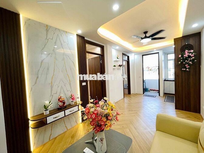 Bán Căn Hộ 52m CCMN 2 Ngủ + 2 WC View Thoáng Phố Phương Mai Đống Đa