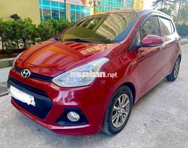 Hyundai i10 Bản đủ Đỏ