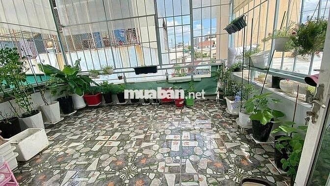 cho thuê nhà Thông Hoàng Hoa Thám  DT 5x9m, 3 lầu 5pn,ST giá 18 triệu