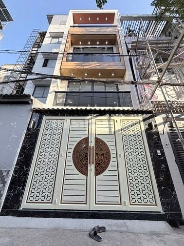 BÁN NHÀ XOAY VỐN 33,7m2 giá 2tỷ640tr Đường Bạch Đằng P.15 Bình Thạnh