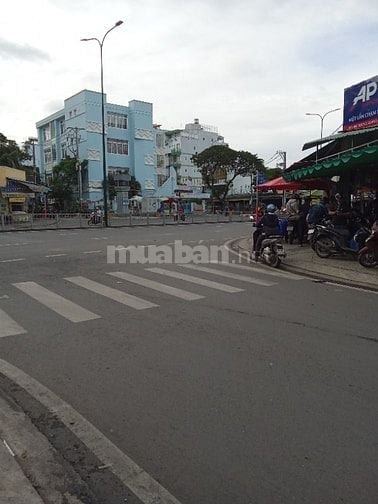 Cần tiền sang nhượng Biệt thự MT kinh doanh Đ/c:496  Dương Quãng Hàm