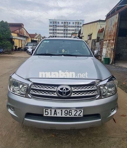 Fortuner Dầu số sàn 2011