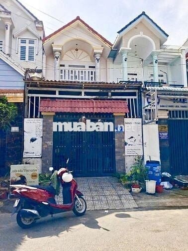 Cho thuê nhà 100M gần siêu thị Go và Trung tâm hành chính Dĩ An