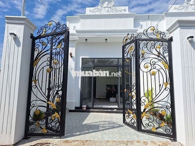 Đón Xuân Trong Ngôi Nhà Hiện Đại Full Nội Thất .GẦN CHỢ MỸ PHONG MỸTHO