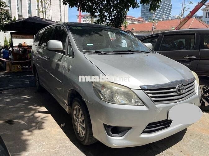 Toyota Innova 2012 Số sàn Bạc