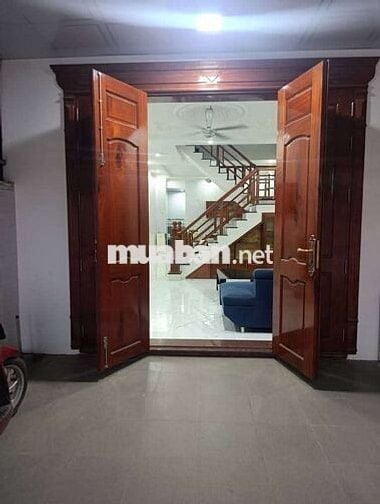 Cho thuê nhà 2 lầu 3PN full nội thất 10tr phường Uyên Hưng Tân Uyên