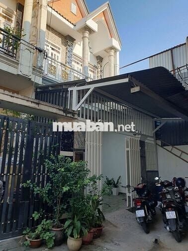 Nhà phố xinh DT 5x17, 1 lầu (4pn) gần chợ Bà Điểm, hẻm Phan Văn Hớn HM