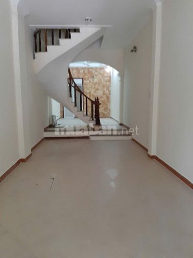 Cho thuê nhà 3,5 tầng mặt phố Thâm Tâm - khu ĐTM Trung Yên