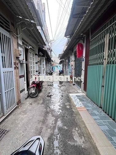 CHO THUÊ NHÀ SIÊU TIỆN ÍCH – DỌC ĐƯỜNG HT17, GẦN CHỢ HIỆP THÀNH