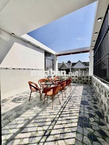 BÁN NHÀ MỚI 3 TẦNG- DT 60M2- NHÀ BÈ- HUỲNH TẤN PHÁT- GIÁ HƠN 5 TỶ.