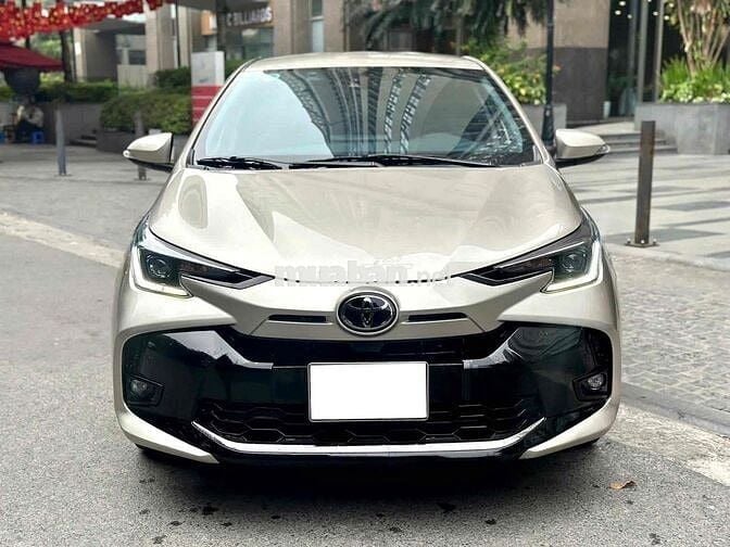 Toyota Vios 2023 1.5G Vàng cát siêu đẹp lướt