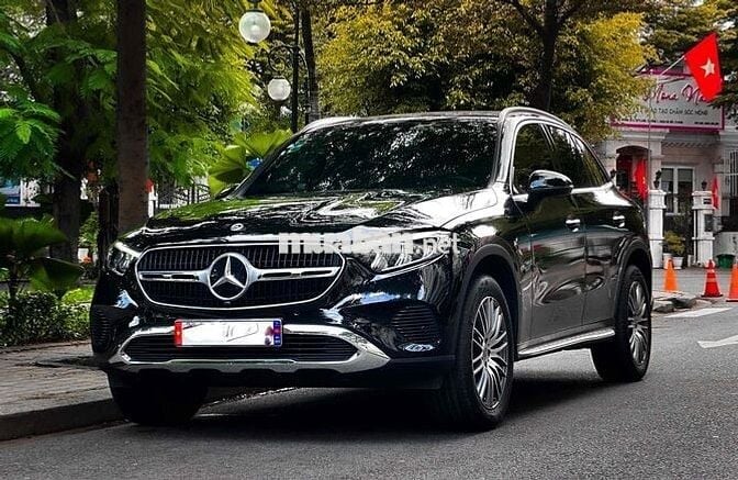 GLC 200 4MT mẫu mới All New 2024 - 9000 km