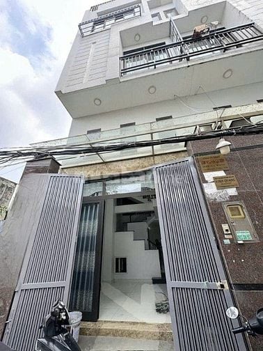 Nhà thuê 4 Tầng 4pn 4wc HXH Nguyễn thị thập, Q7.